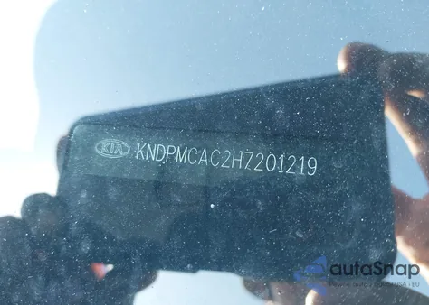 2017 Kia Sportage Lx z USA, uszkodzony, nr VIN KNDPMCAC2H7201219